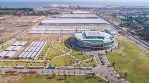 Toàn cảnh khu công nghiệp đang thi công tại Hải Phòng với nhà xưởng quy mô lớn gần khu vực Vinhomes